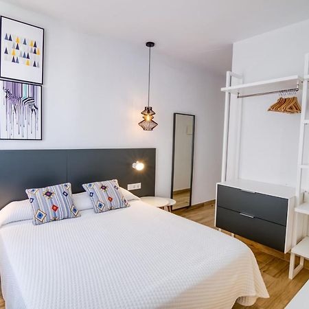 Hostal La Isla ماهون المظهر الخارجي الصورة