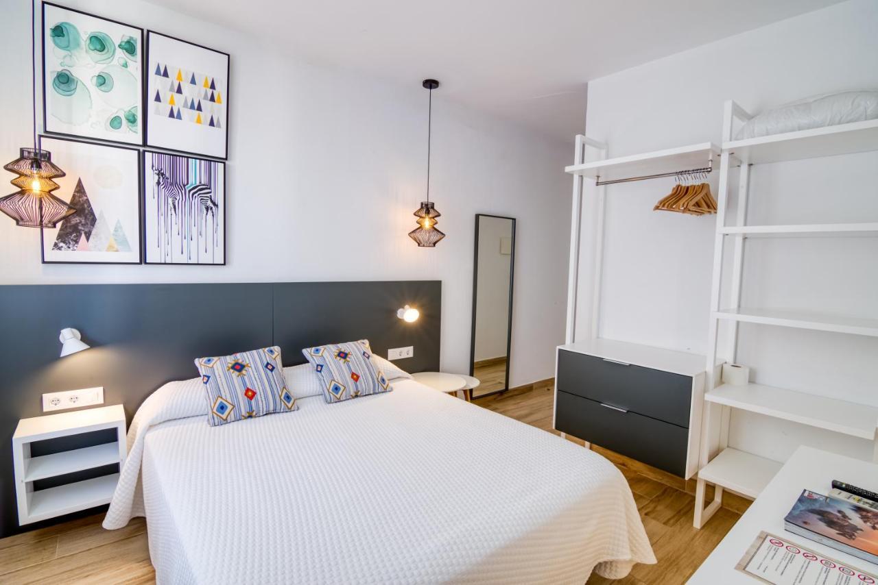 Hostal La Isla ماهون المظهر الخارجي الصورة