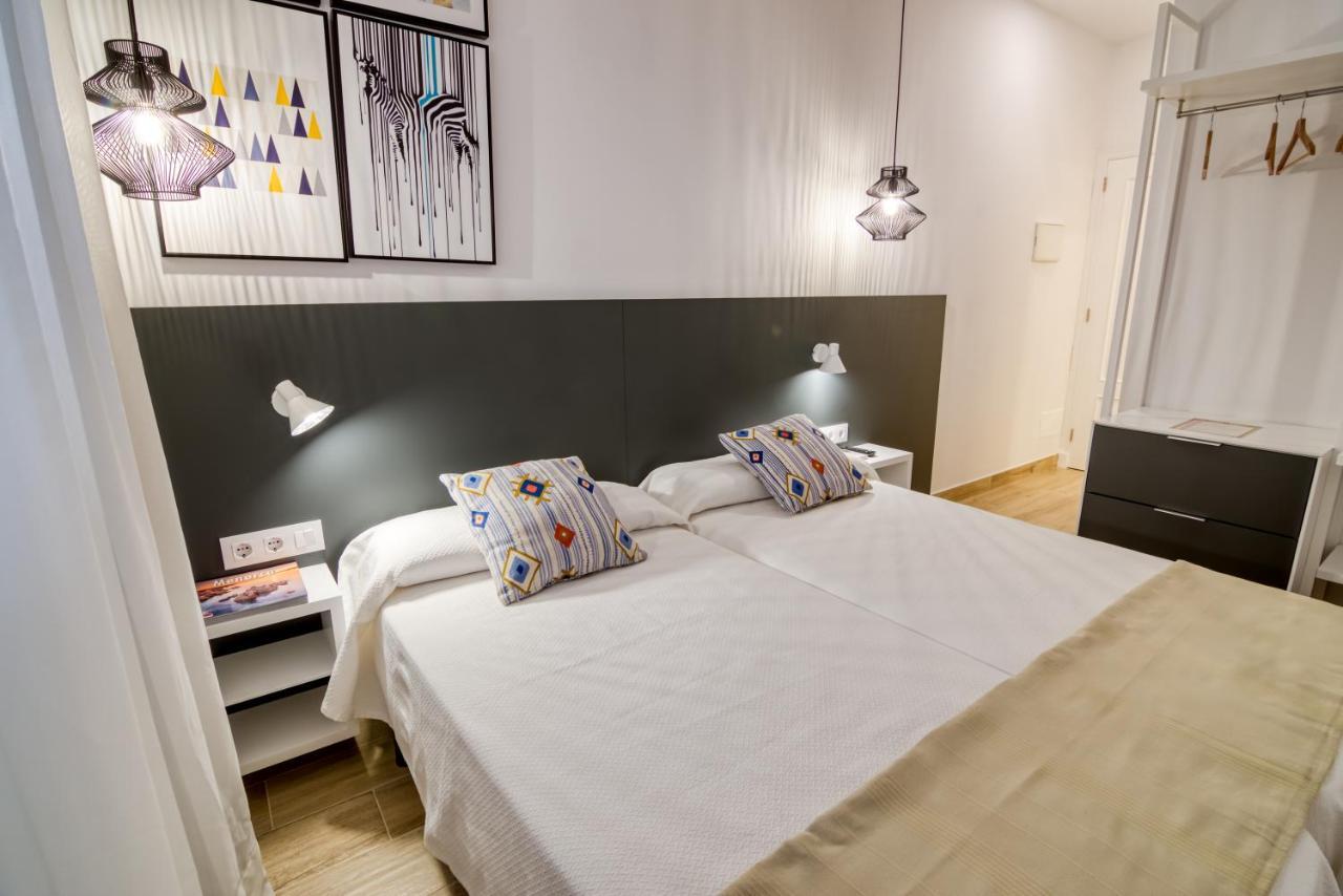 Hostal La Isla ماهون المظهر الخارجي الصورة