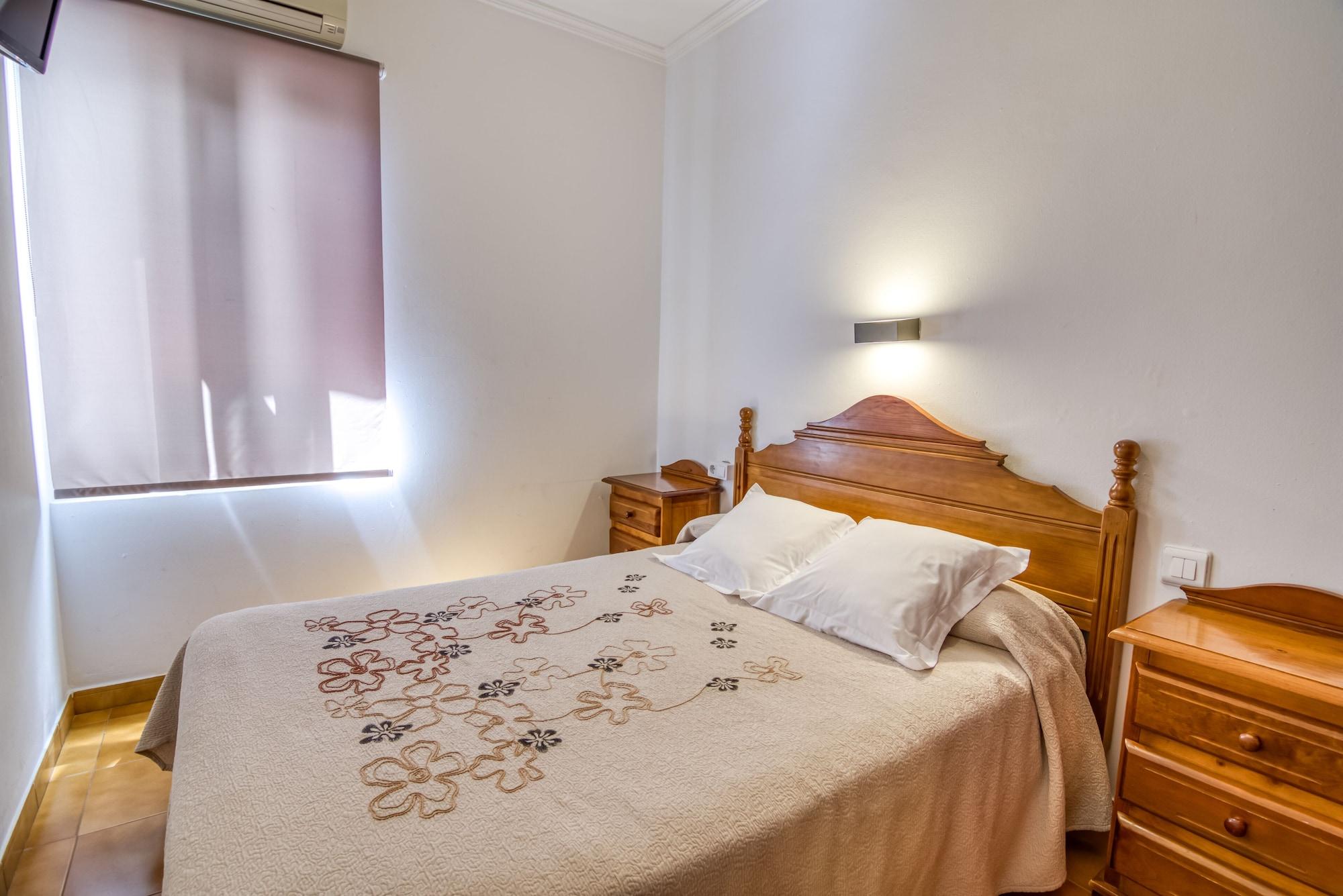 Hostal La Isla ماهون المظهر الخارجي الصورة