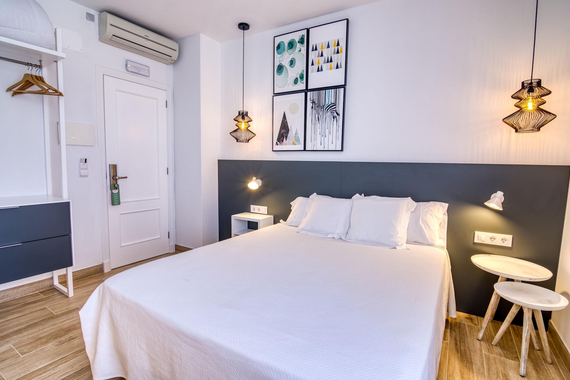 Hostal La Isla ماهون المظهر الخارجي الصورة