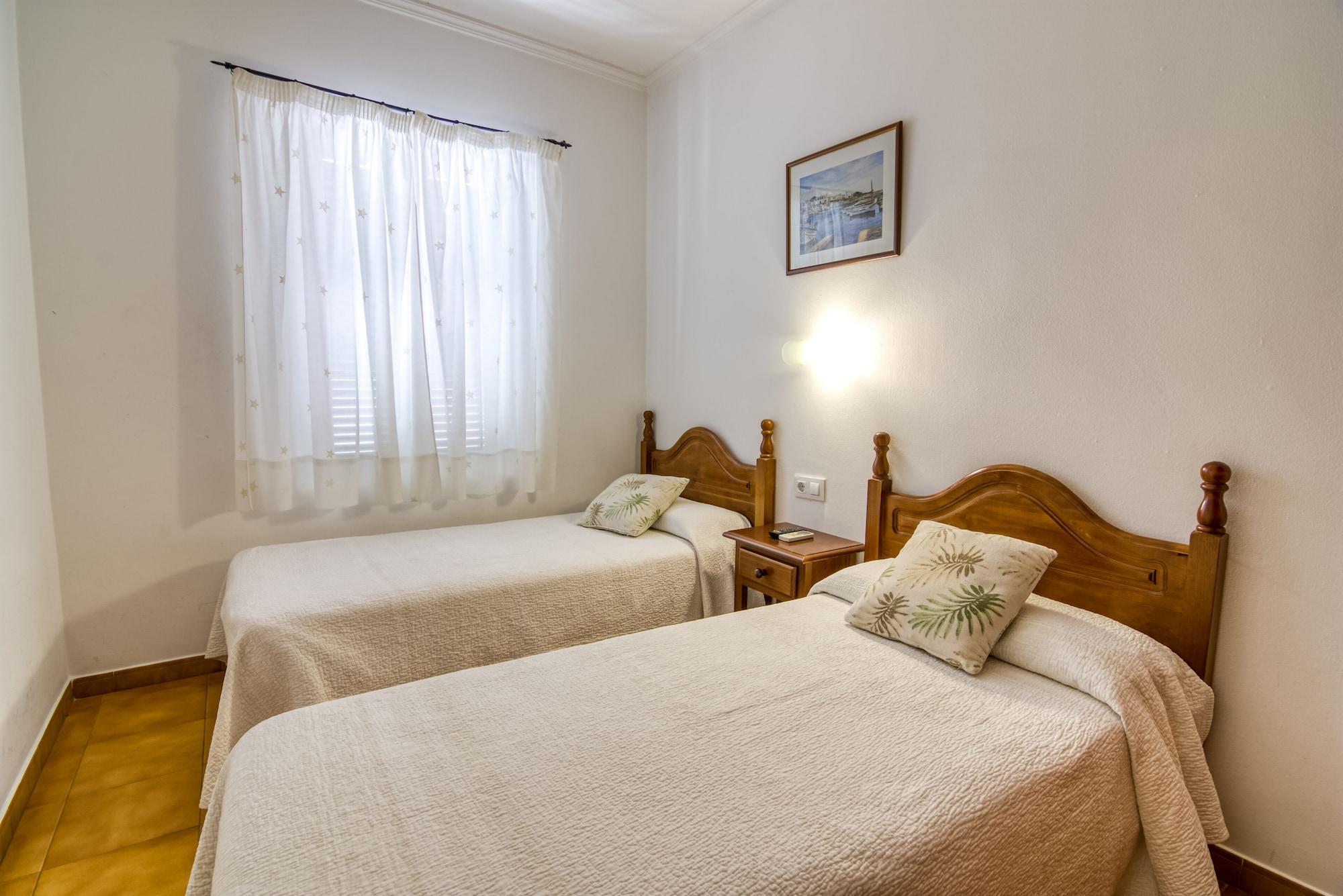Hostal La Isla ماهون المظهر الخارجي الصورة