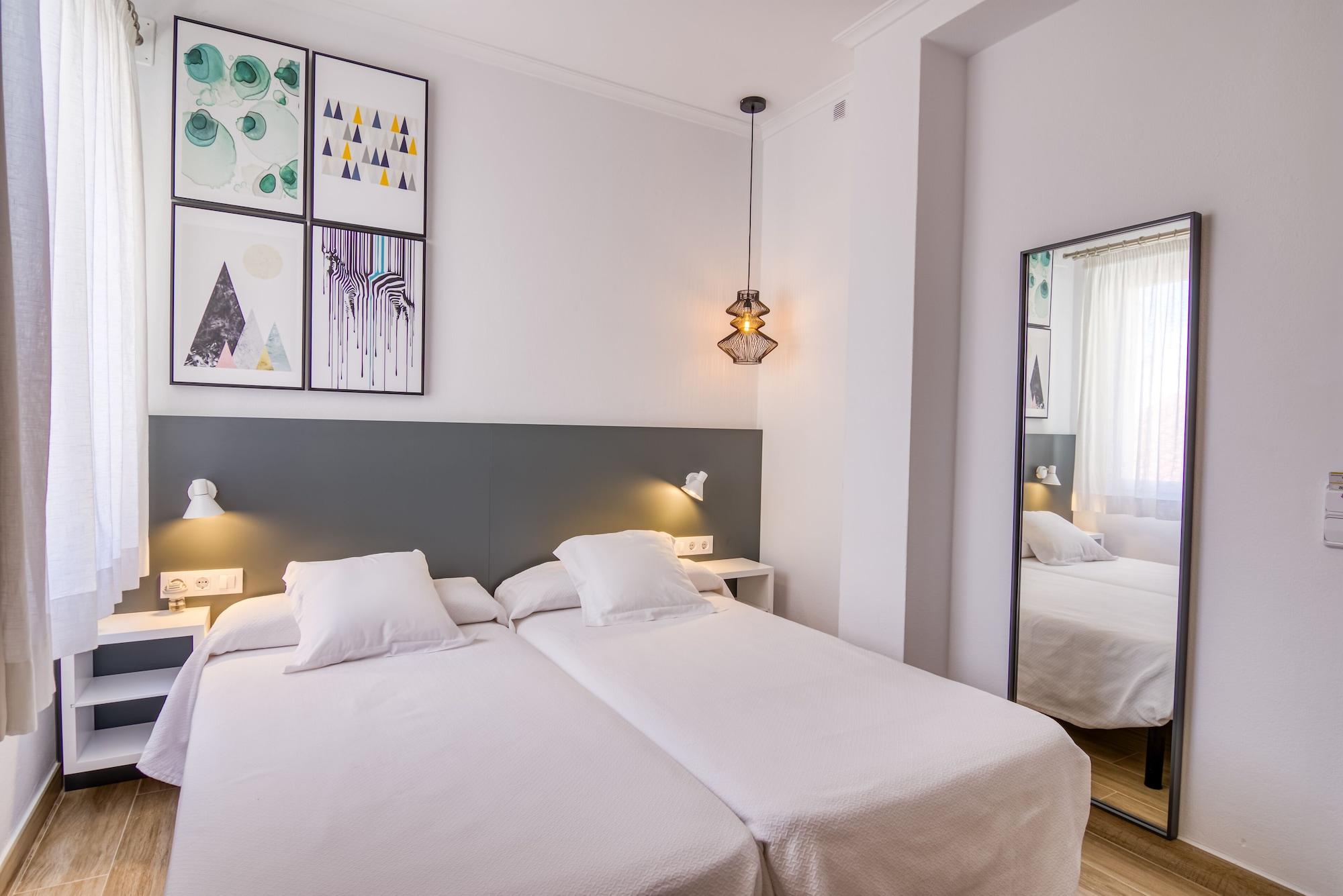 Hostal La Isla ماهون المظهر الخارجي الصورة
