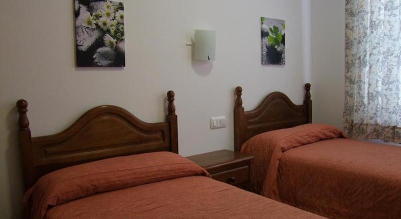 Hostal La Isla ماهون الغرفة الصورة