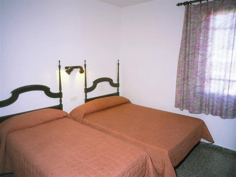 Hostal La Isla ماهون المظهر الخارجي الصورة